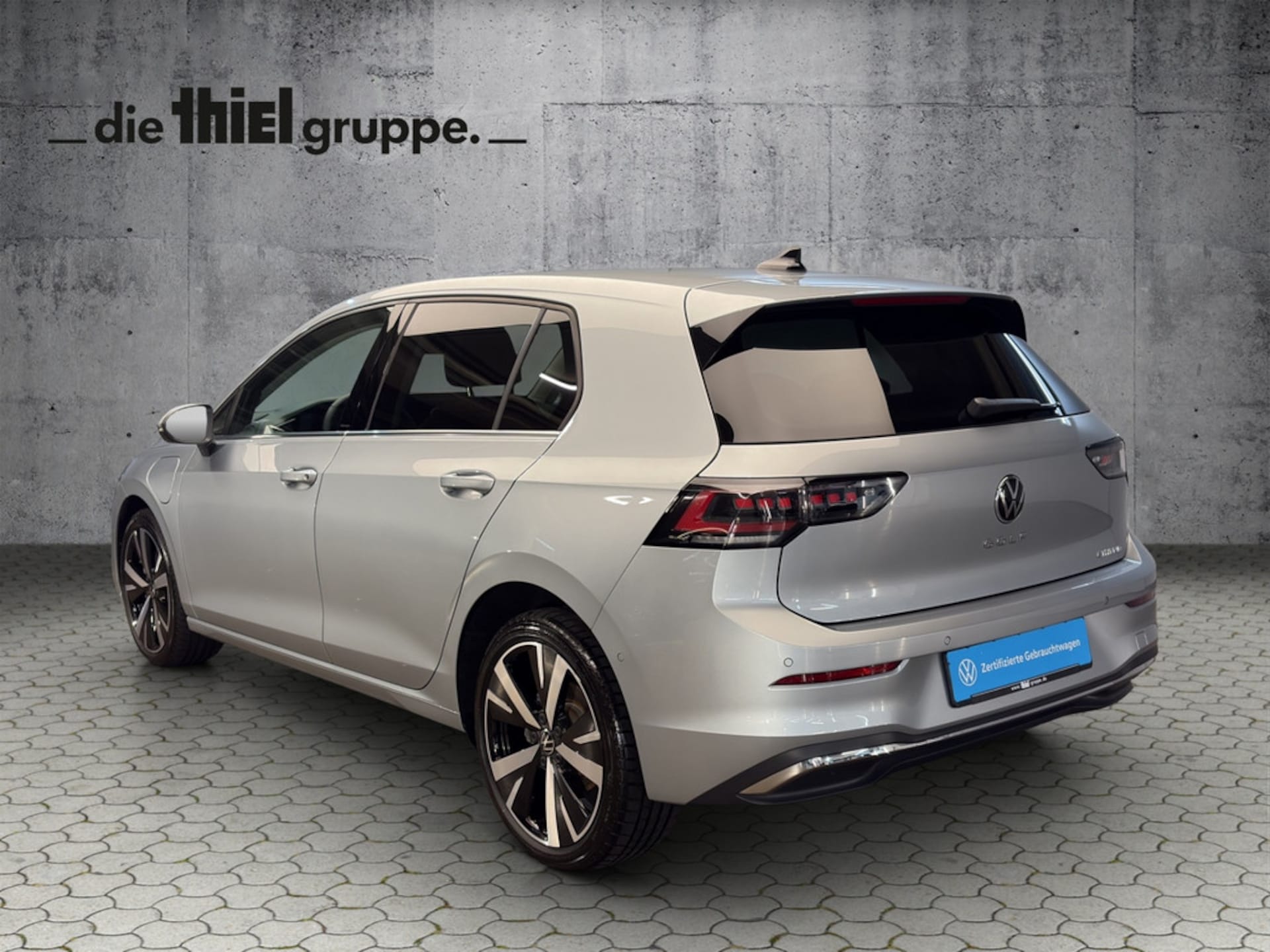 Volkswagen Golf Style