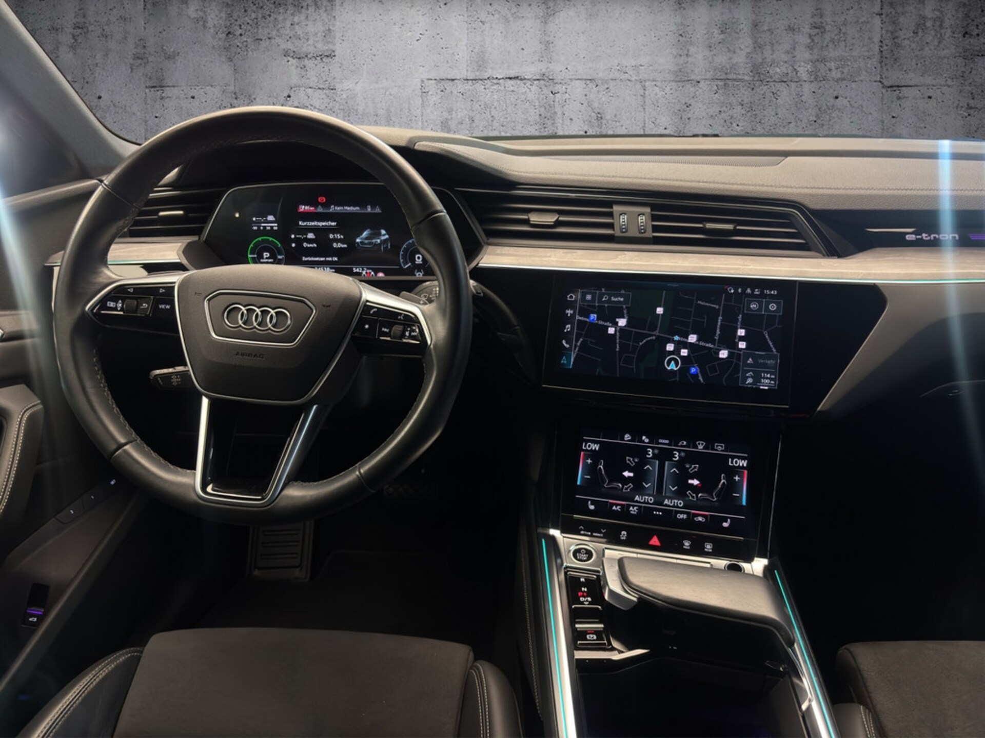 Audi Q8 e-tron S line