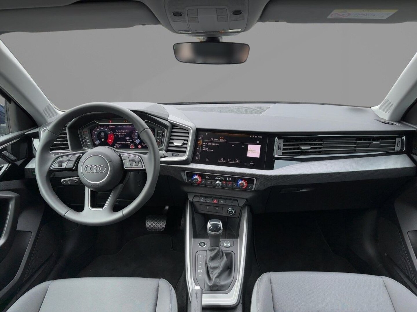 Bild über Audi A1 allstreet 30 TFSI S tronic - für weitere Informationen kontaktieren Sie den Audi Partner