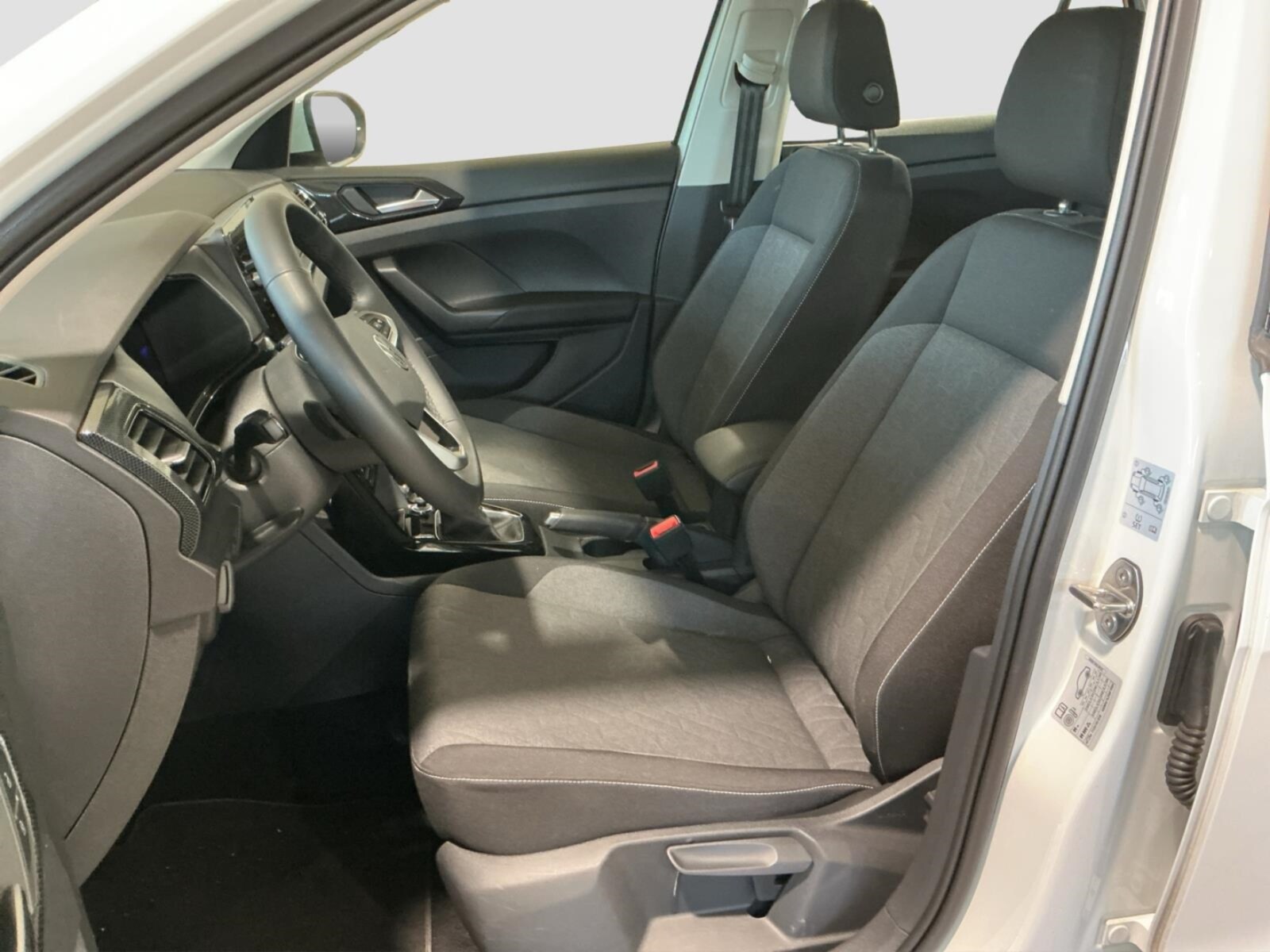 Volkswagen T-Cross – Bild 10
