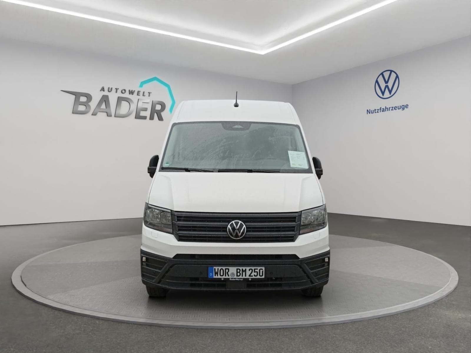 Volkswagen Crafter Kasten mittlerer Radstand – Bild 2