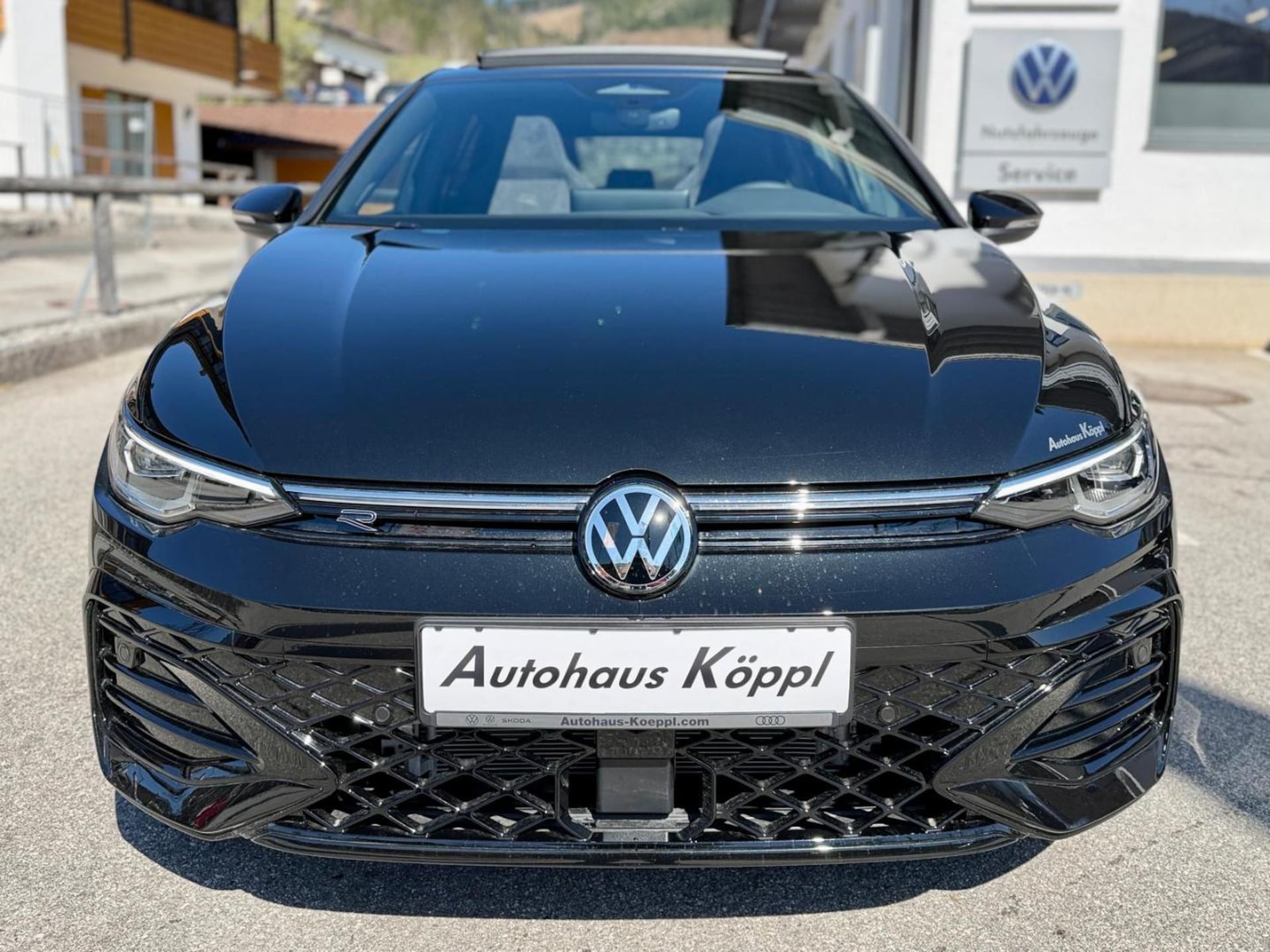 Volkswagen Golf R-Line