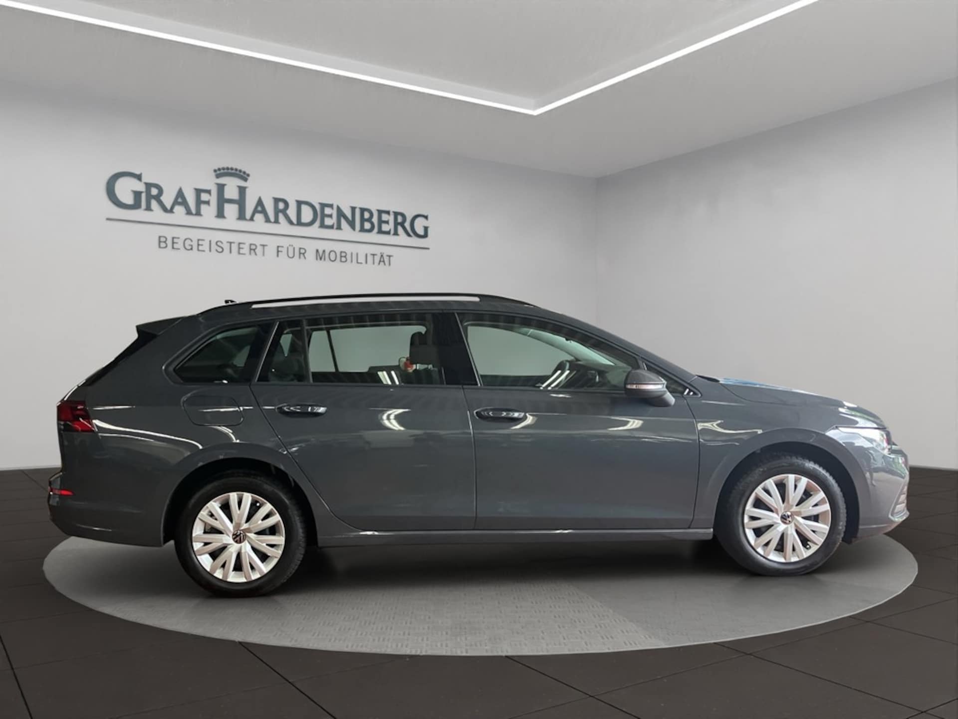 Volkswagen Golf Variant Life