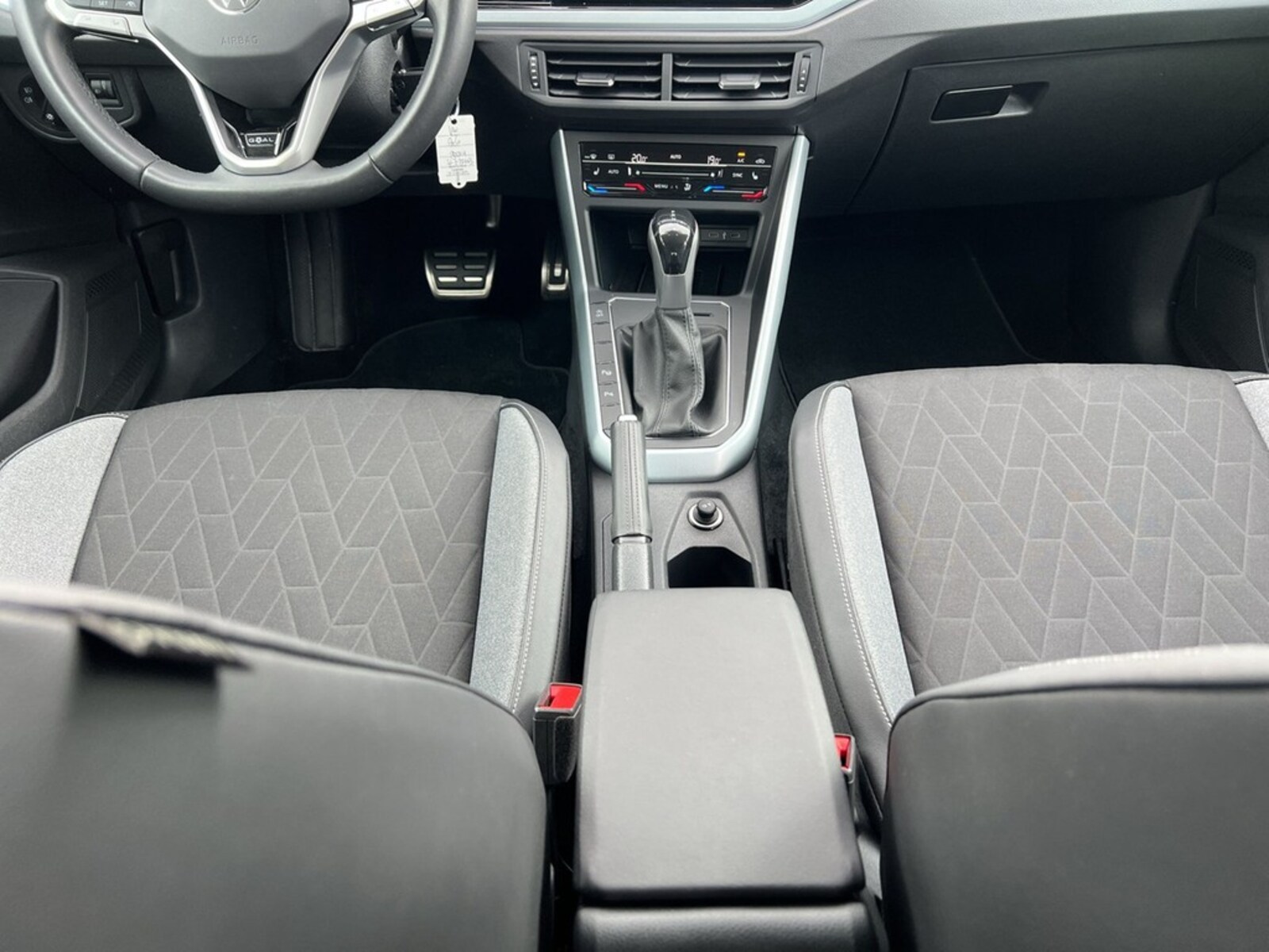 Volkswagen Polo – Bild 9