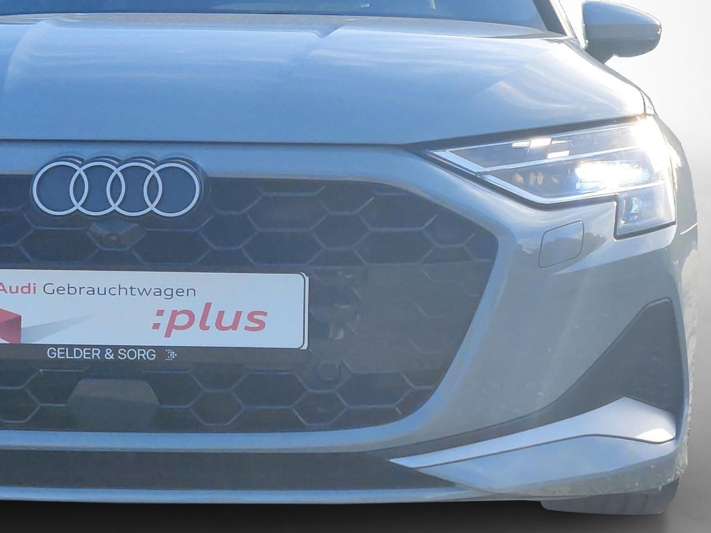 Bild über Audi A3 Sportback TDI Schaltgetriebe - für weitere Informationen kontaktieren Sie den Audi Partner
