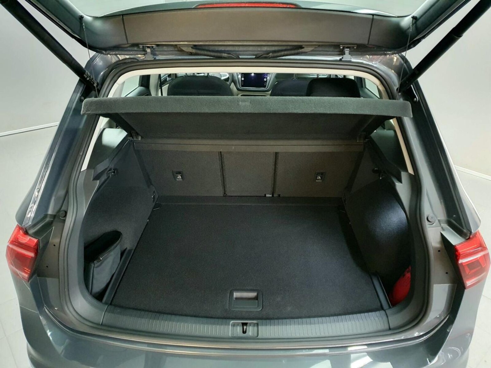 Volkswagen Tiguan – Bild 11