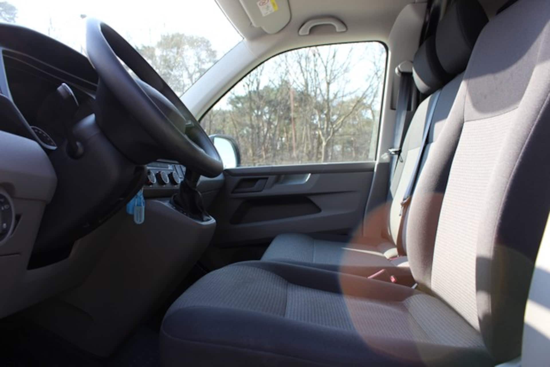 Volkswagen T6.1 Transporter Kasten langer Radstand