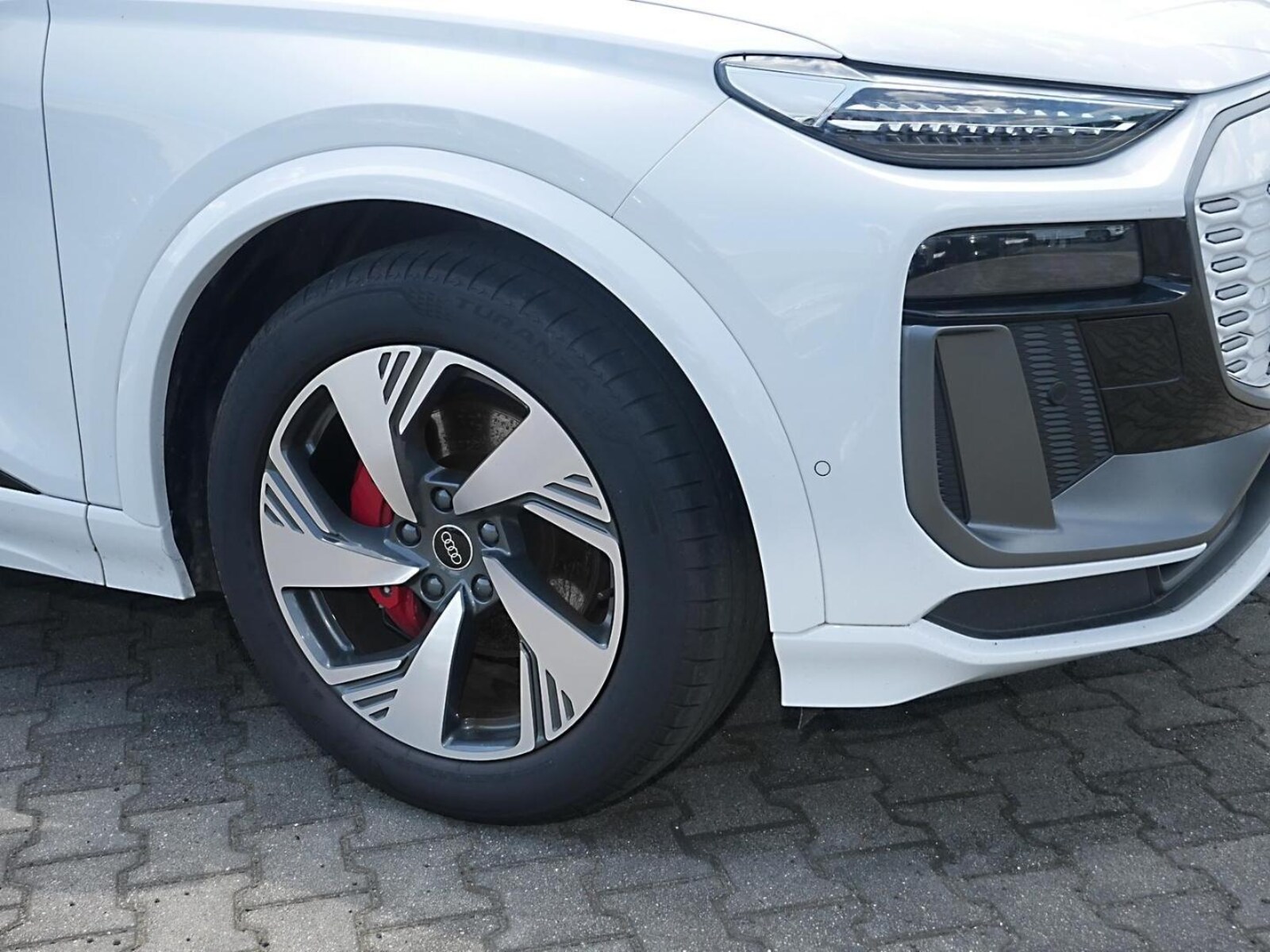 Audi Q6 e-tron – Bild 11