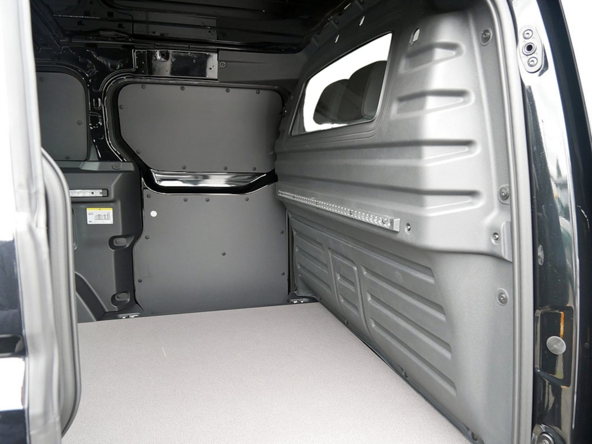 Volkswagen ID. Buzz Cargo Basis-Modell