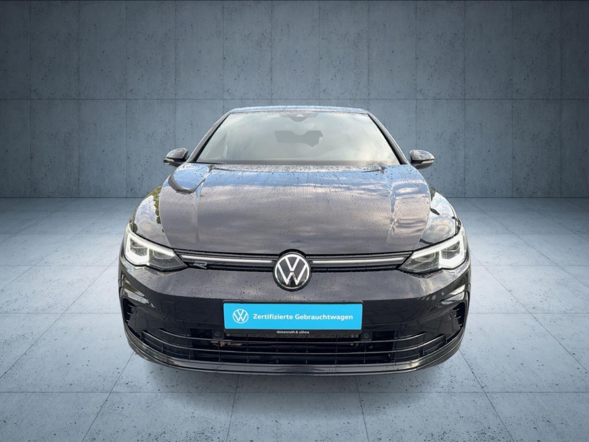 Volkswagen Golf R-Line
