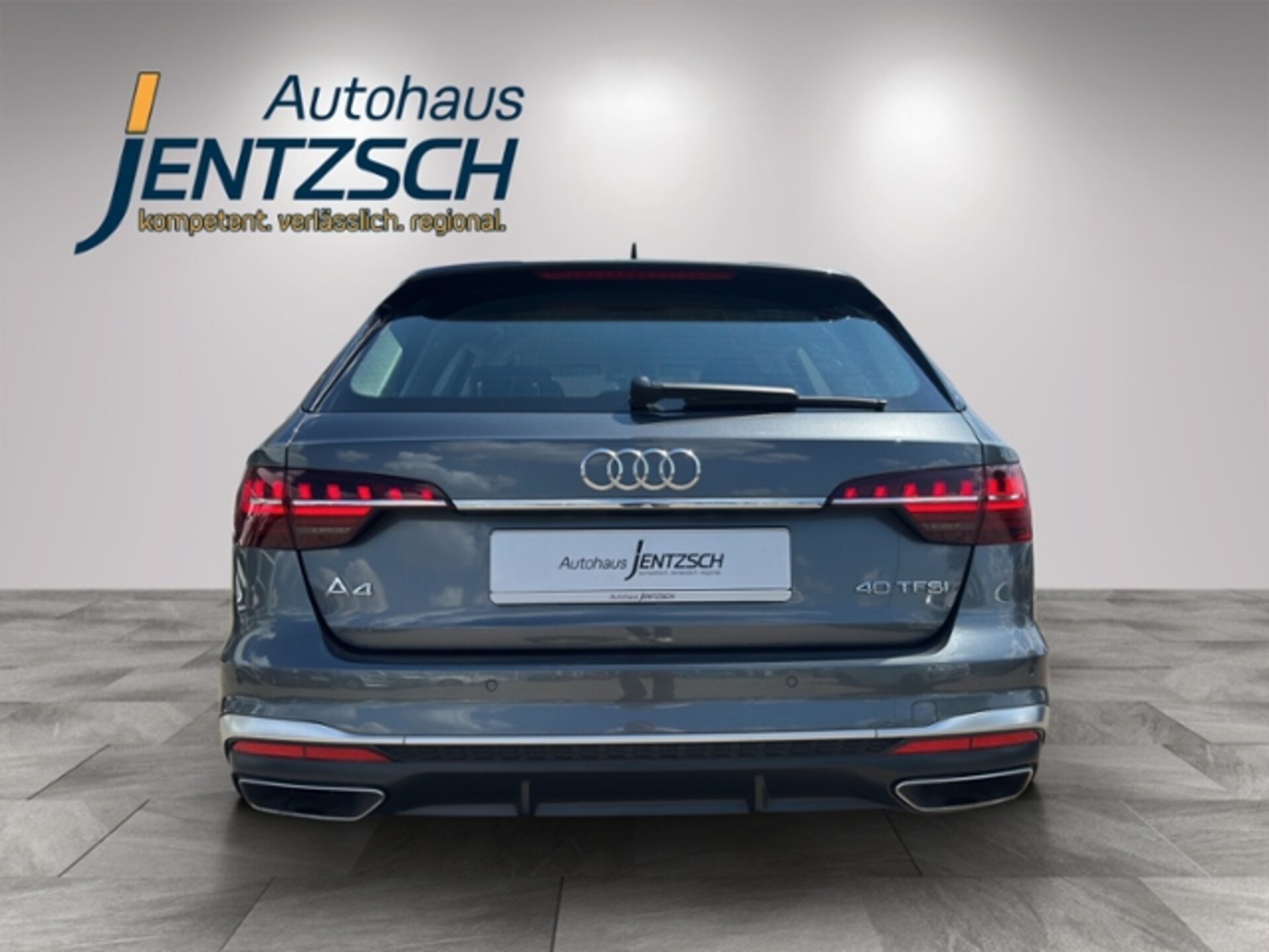 Audi A4 Avant S line