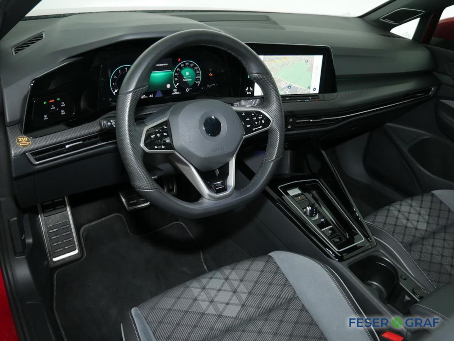 Volkswagen Golf R-Line