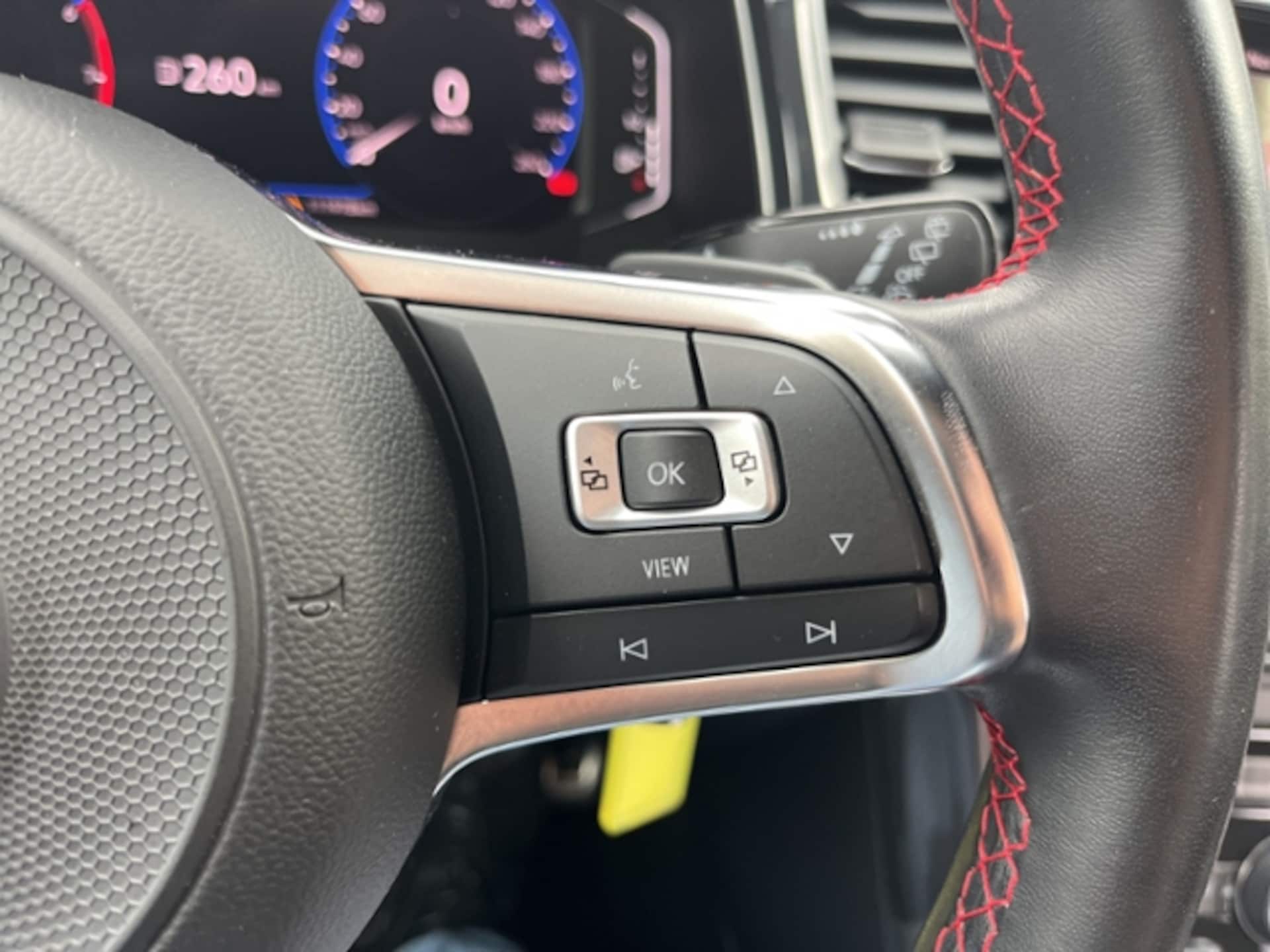 Volkswagen T-Roc Sport