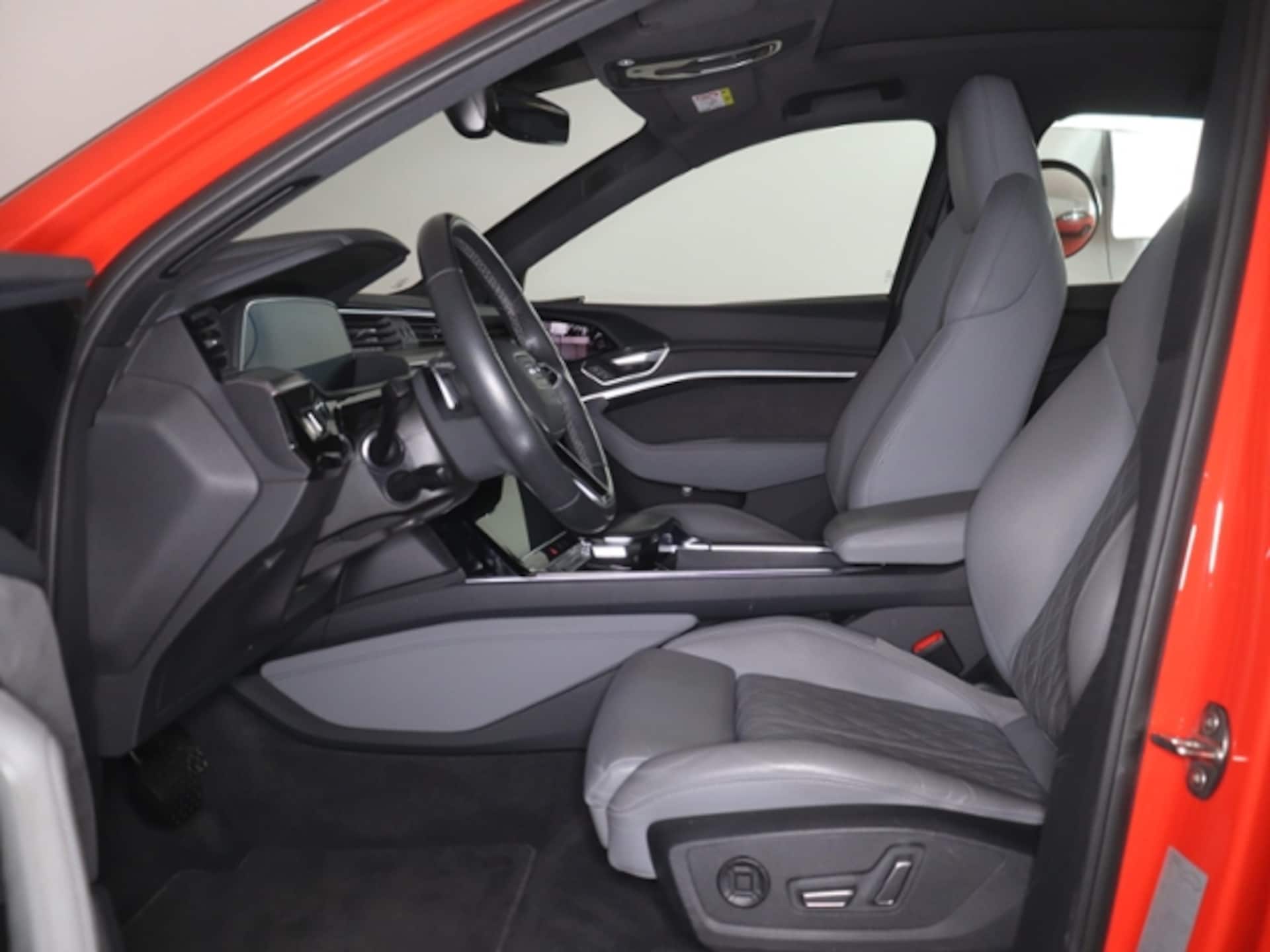 Audi e-tron Sportback S line