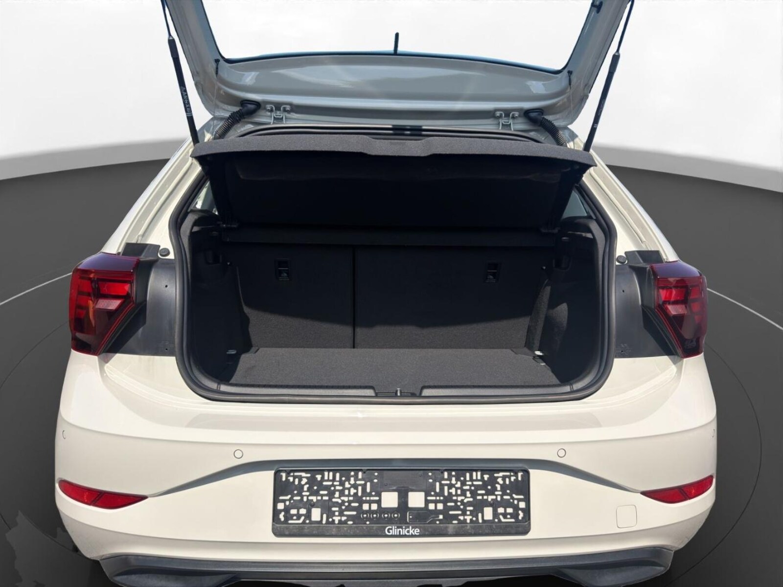 Volkswagen Polo – Bild 11