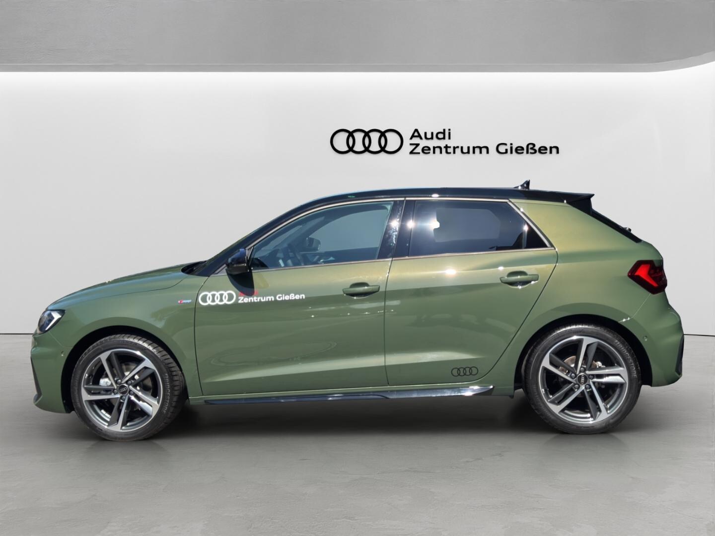 Bild über Audi A1 Sportback S line 30 TFSI S tronic - für weitere Informationen kontaktieren Sie den Audi Partner