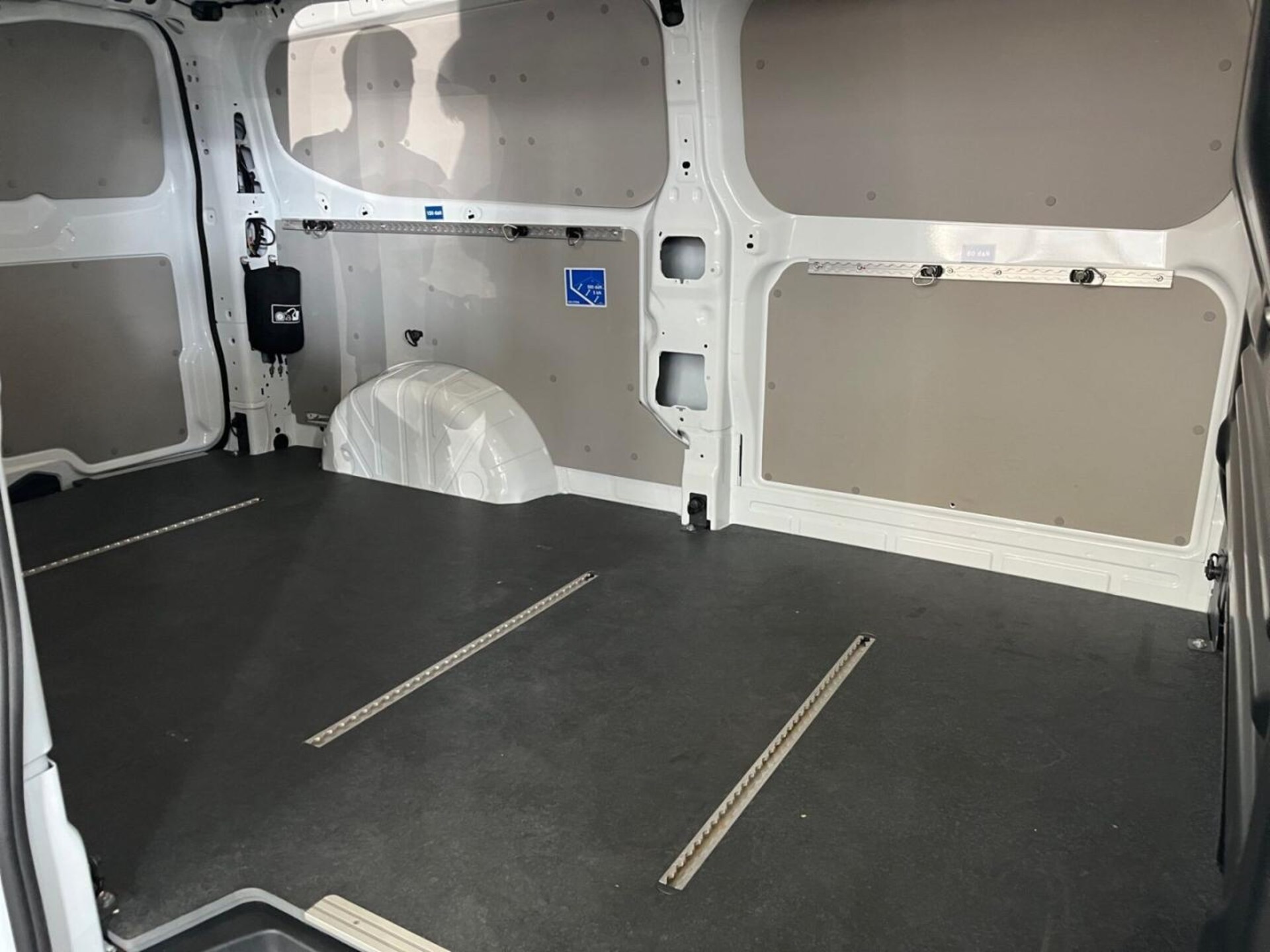 Volkswagen Transporter Kasten langer Radstand
