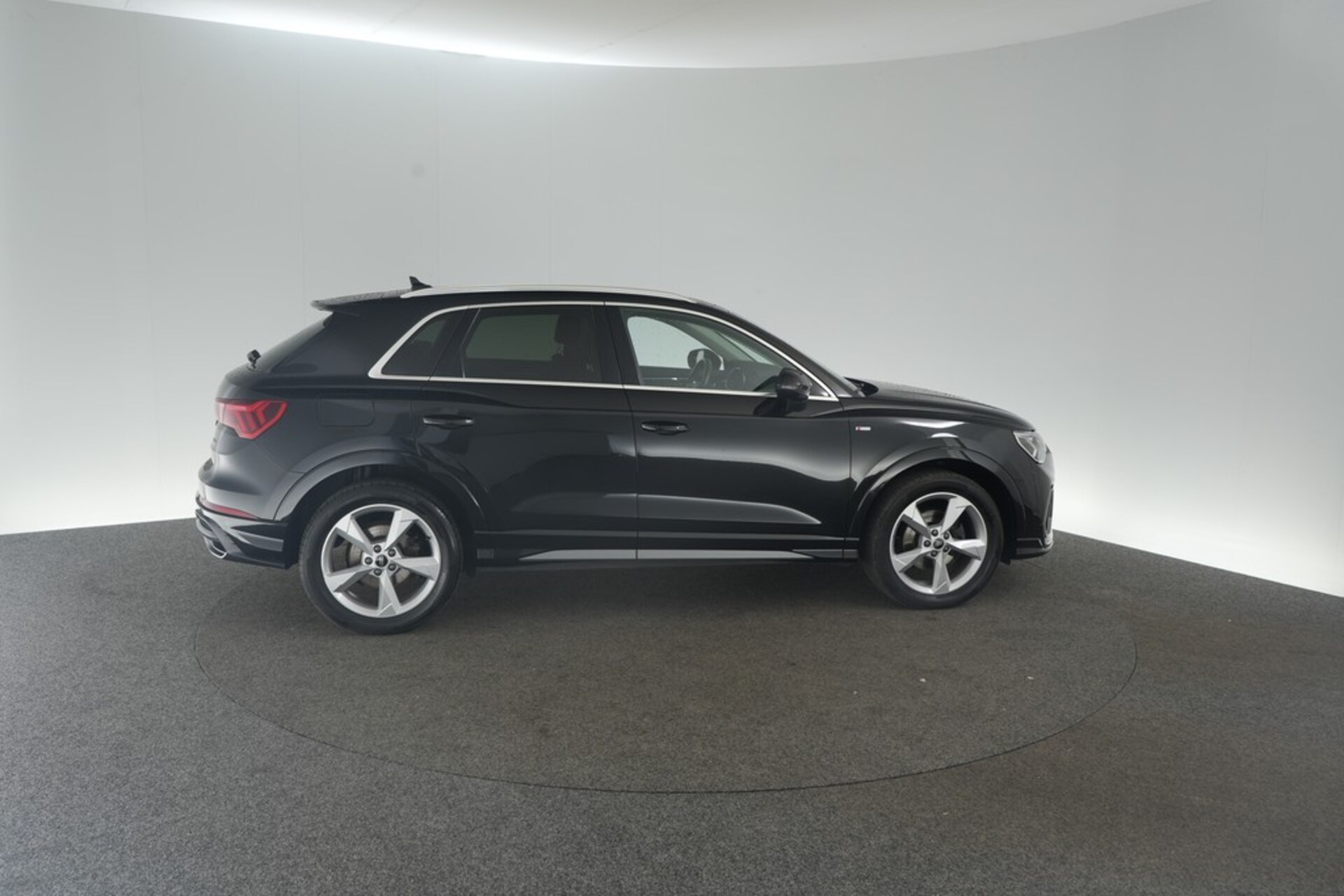Audi Q3 SUV S line