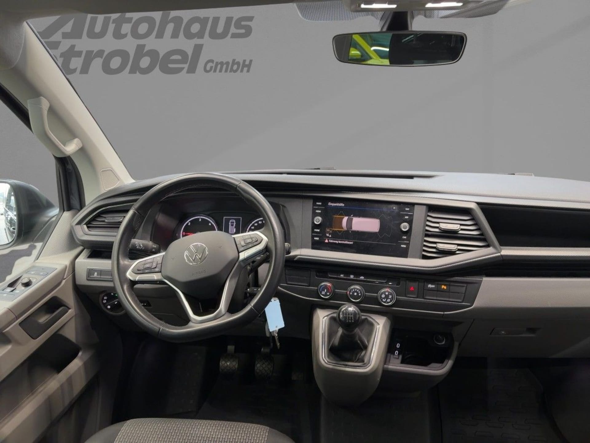 Volkswagen T6.1 Transporter Kombi langer Radstand