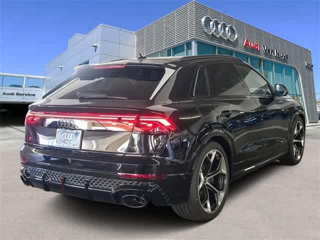 2025 Audi RS Q8 SUV performance