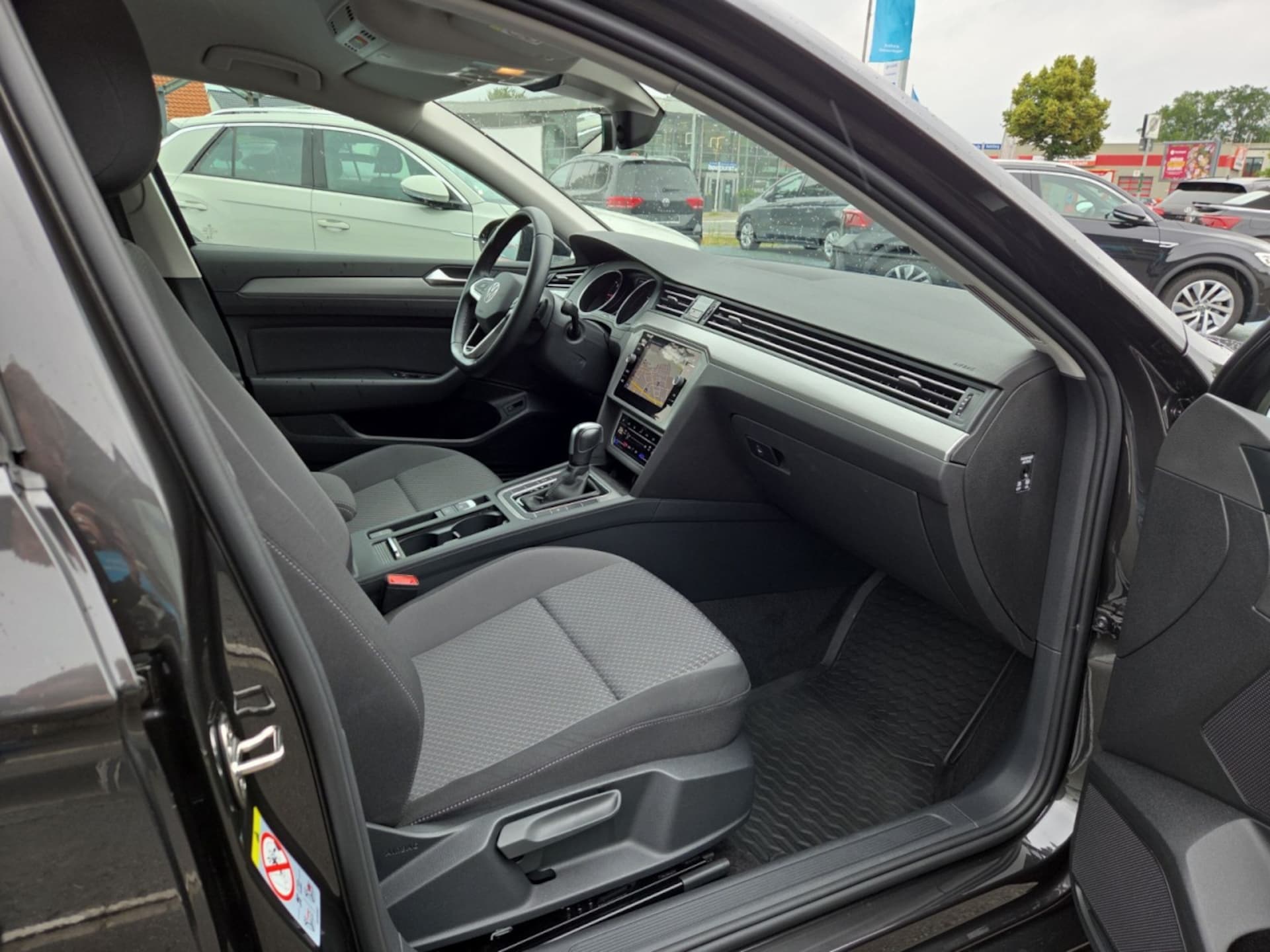Volkswagen Passat Variant Basis-Modell