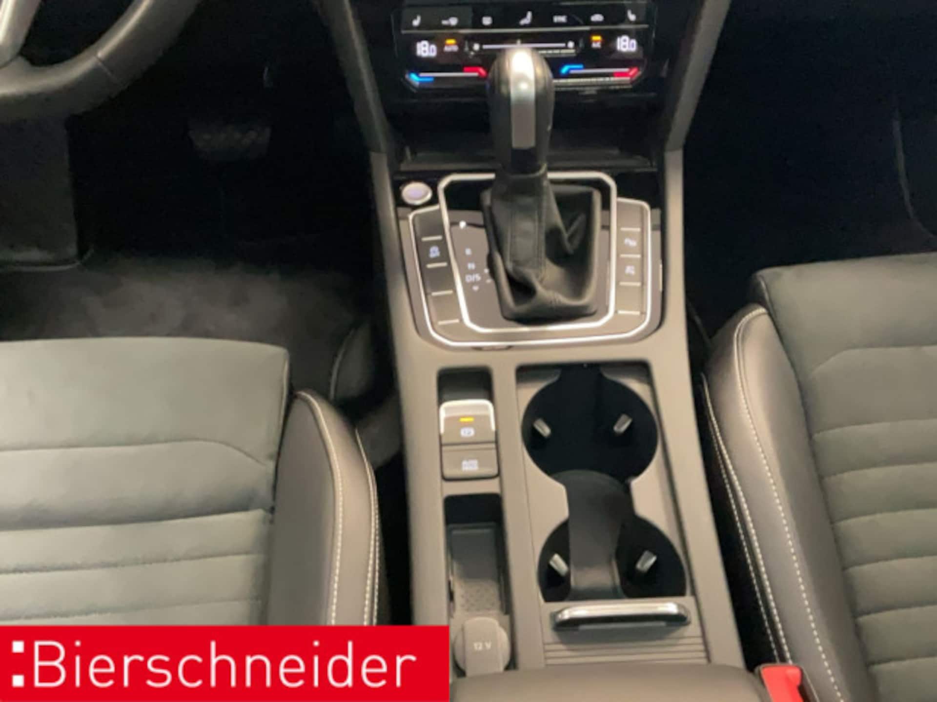 Volkswagen Passat Variant Elegance