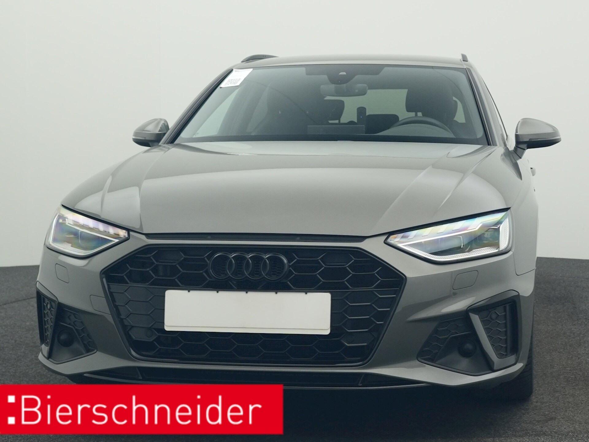 Audi A4 Avant S line