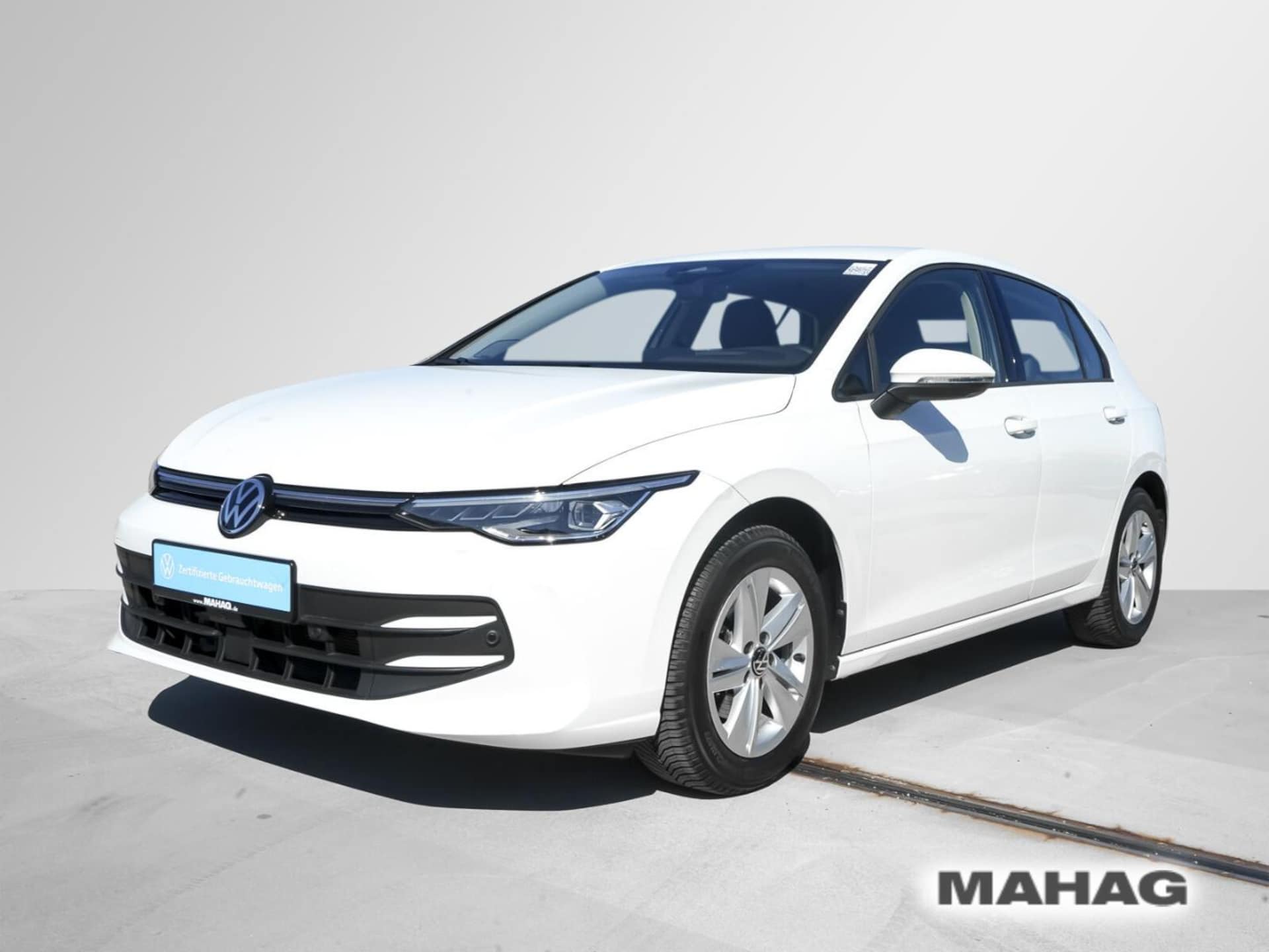 Volkswagen Golf Life
