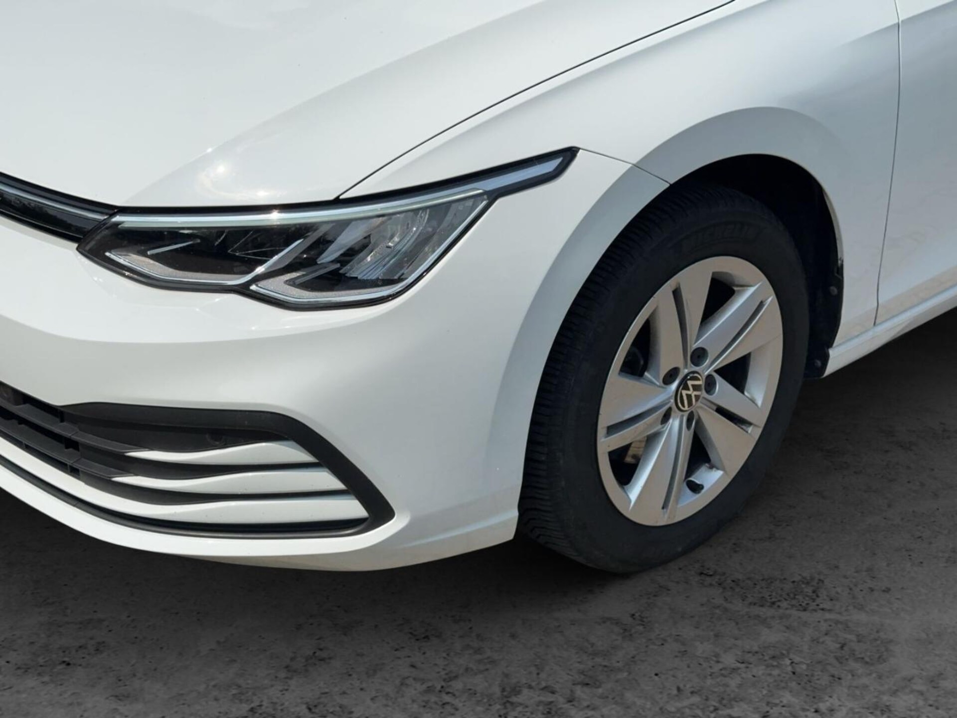 Volkswagen Golf Life