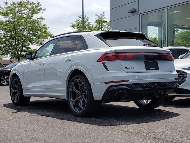 2026 Audi RS Q8 SUV performance