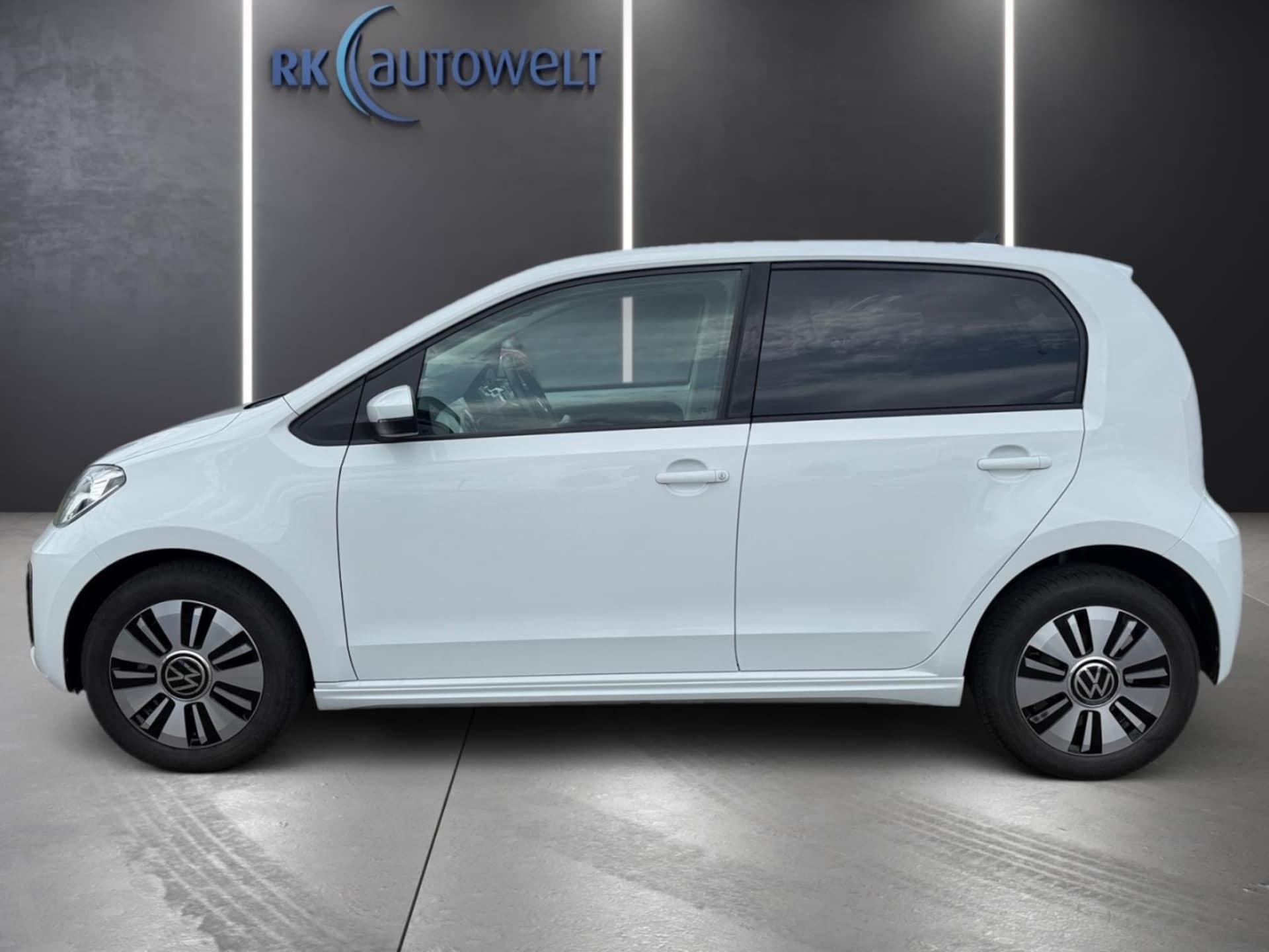 Volkswagen e-up! Style "Plus"