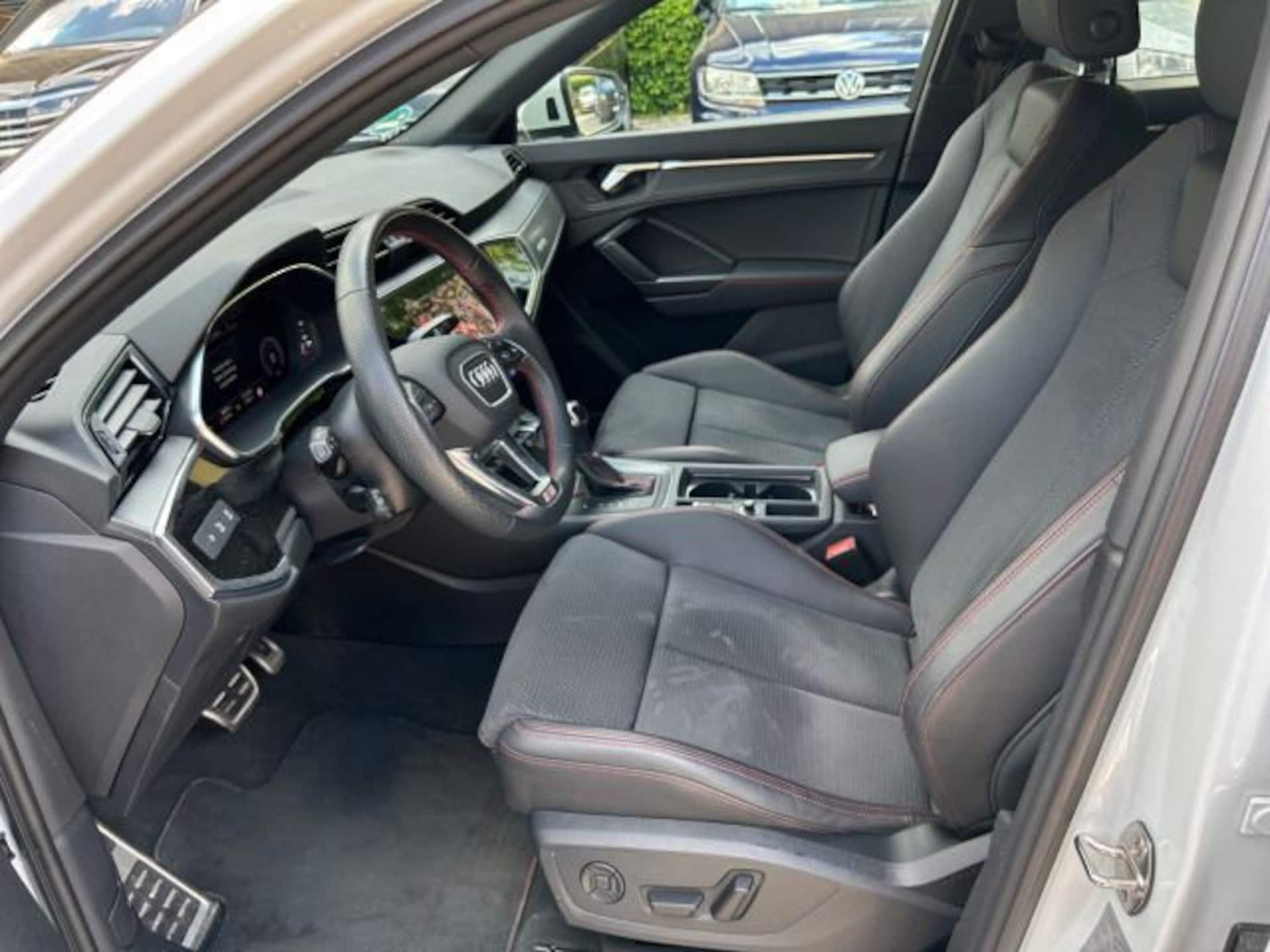 Audi Q3 Sportback S line