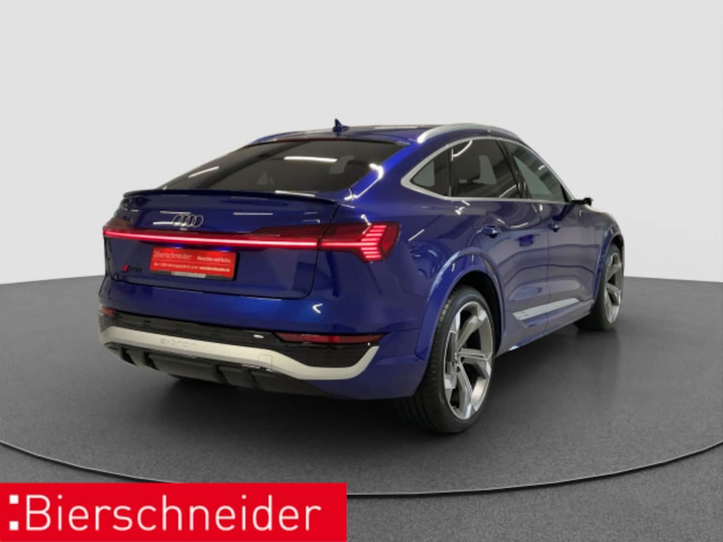 Bild über Audi SQ8 Sportback e-tron e-tron quattro - für weitere Informationen kontaktieren Sie den Audi Partner