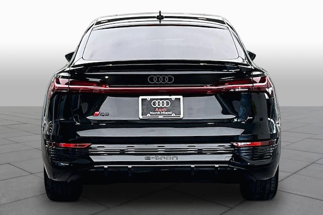 2024 Audi Q8 Sportback e-tron