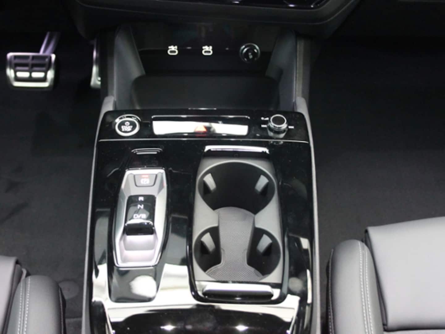 Bild über Audi A6 Avant e-tron e-tron quattro - für weitere Informationen kontaktieren Sie den Audi Partner
