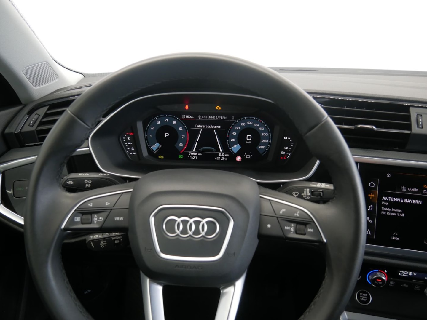 Bild über Audi Q3 advanced 35 TFSI S tronic - für weitere Informationen kontaktieren Sie den Audi Partner