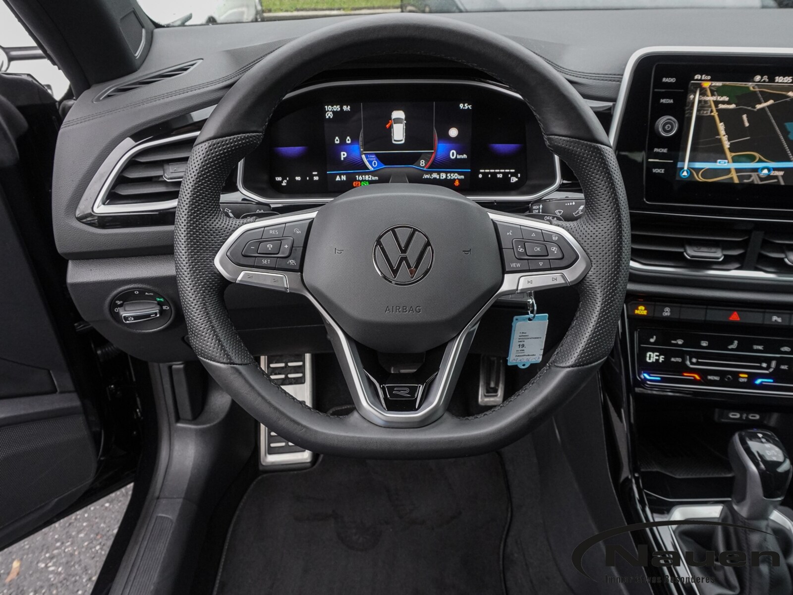 Volkswagen T-Roc Cabriolet – Bild 9