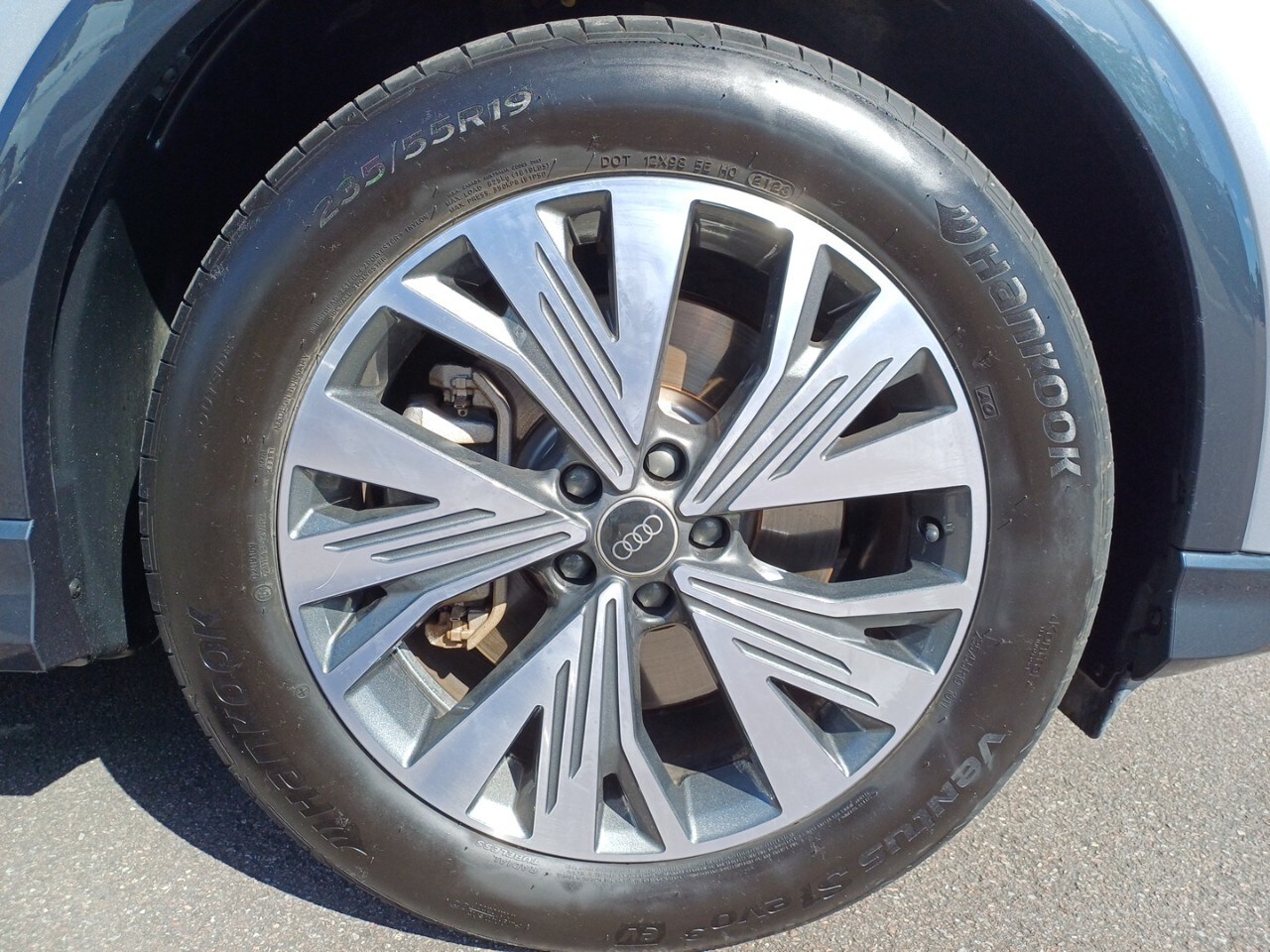 Image about Audi Q4 e-tron Executive 45 e-tron quattro 195,00 kW