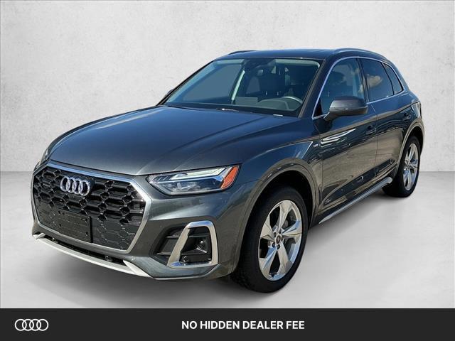 2023 Audi Q5 45 Premium Plus's photo
