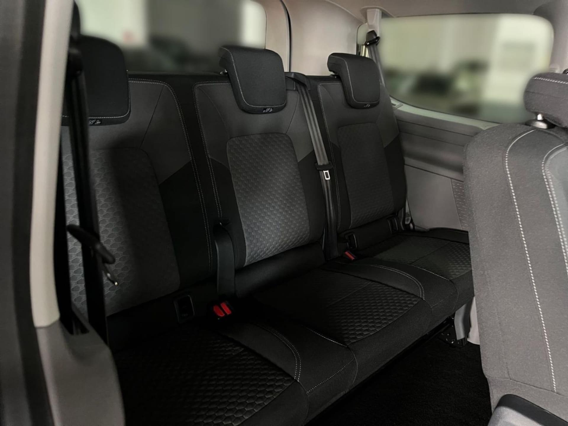 Volkswagen e-Caravelle Life