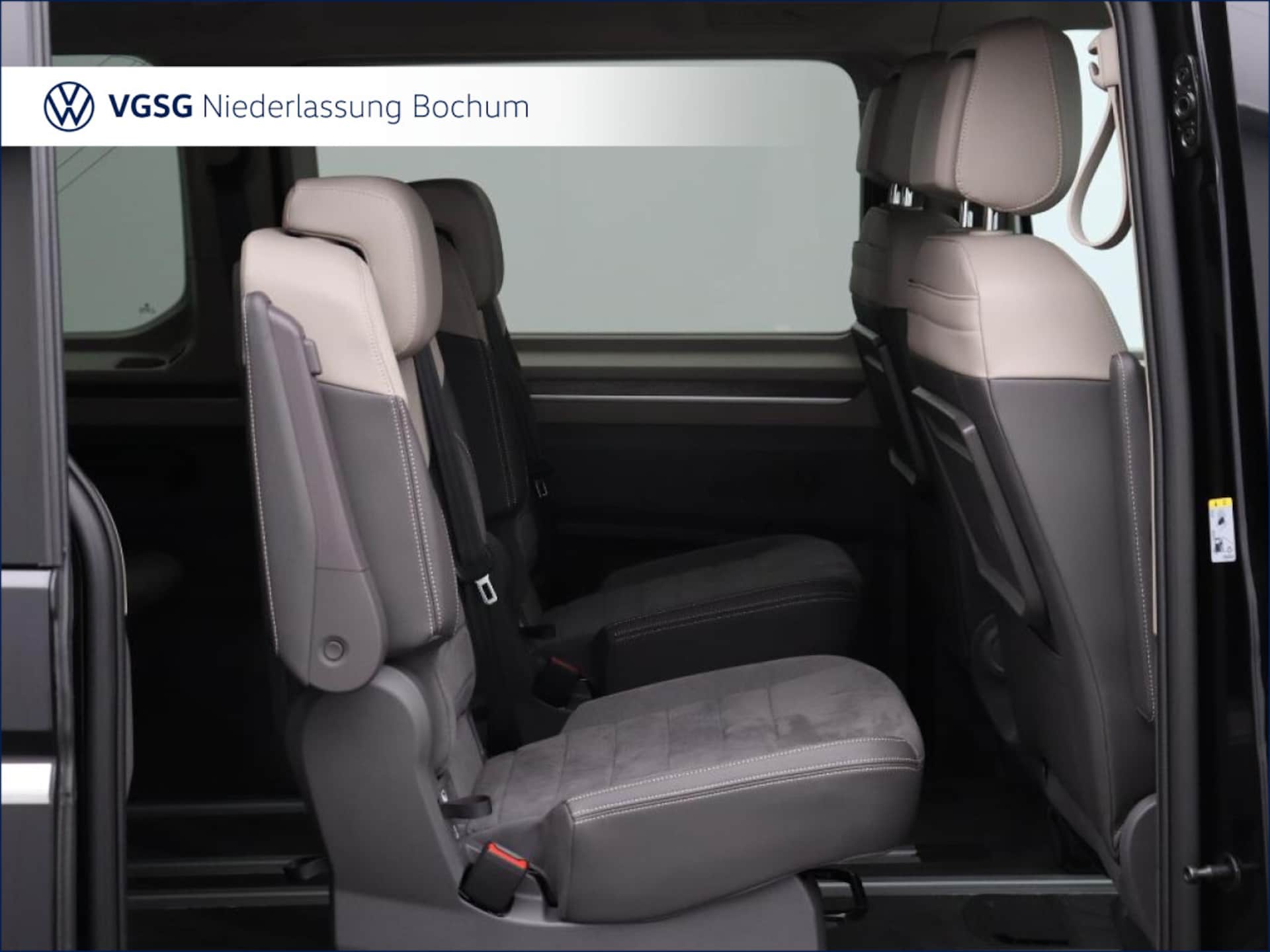 Volkswagen Multivan Style