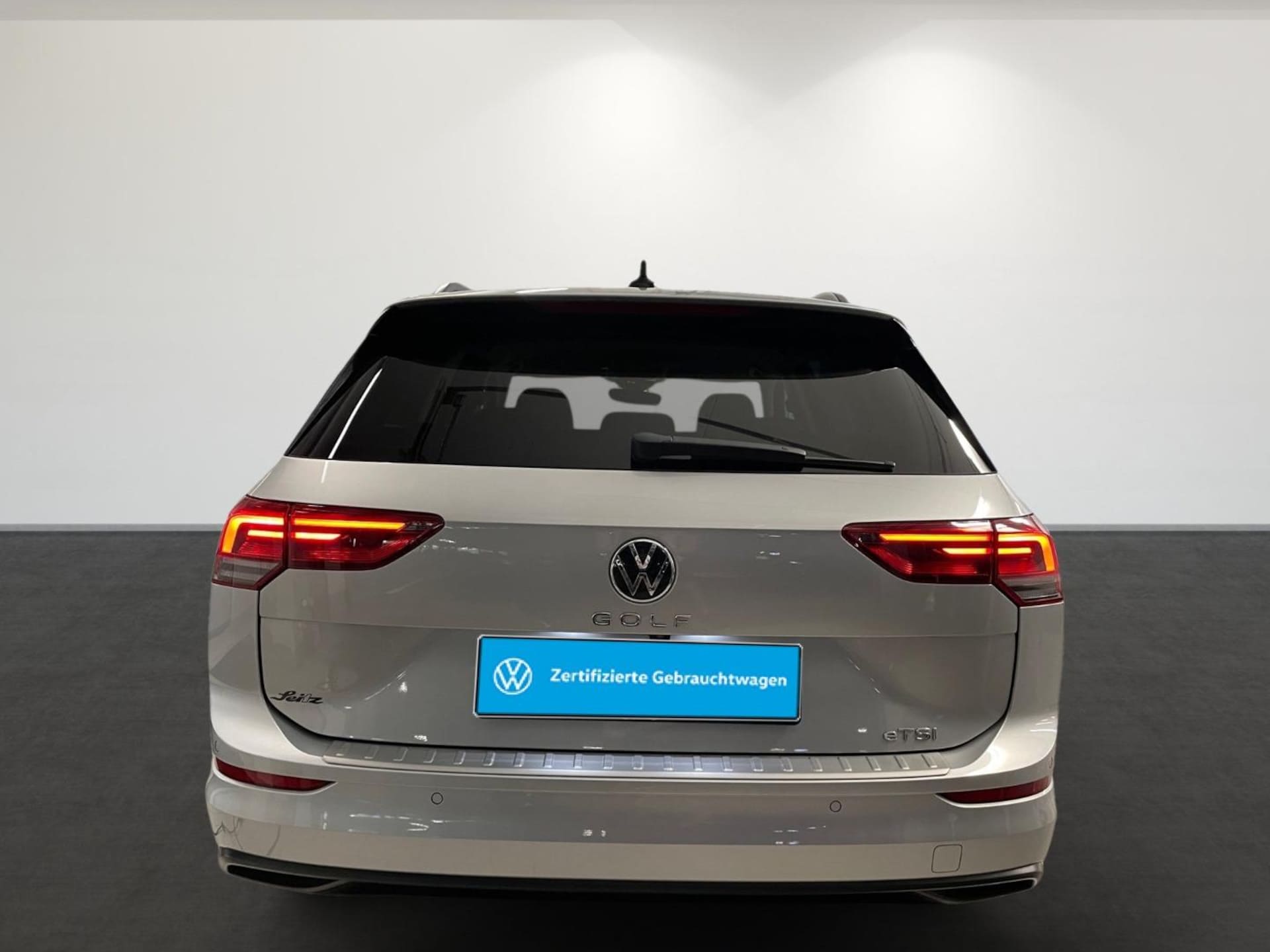 Volkswagen Golf Variant Life