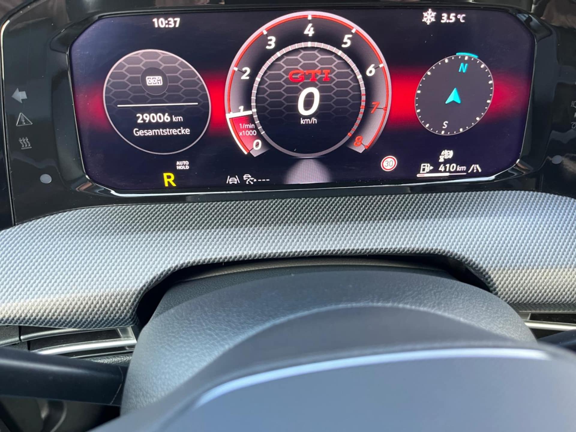 Volkswagen Golf GTI