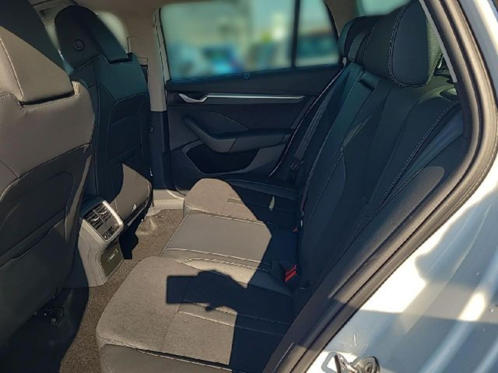 Škoda Octavia Combi – Bild 11