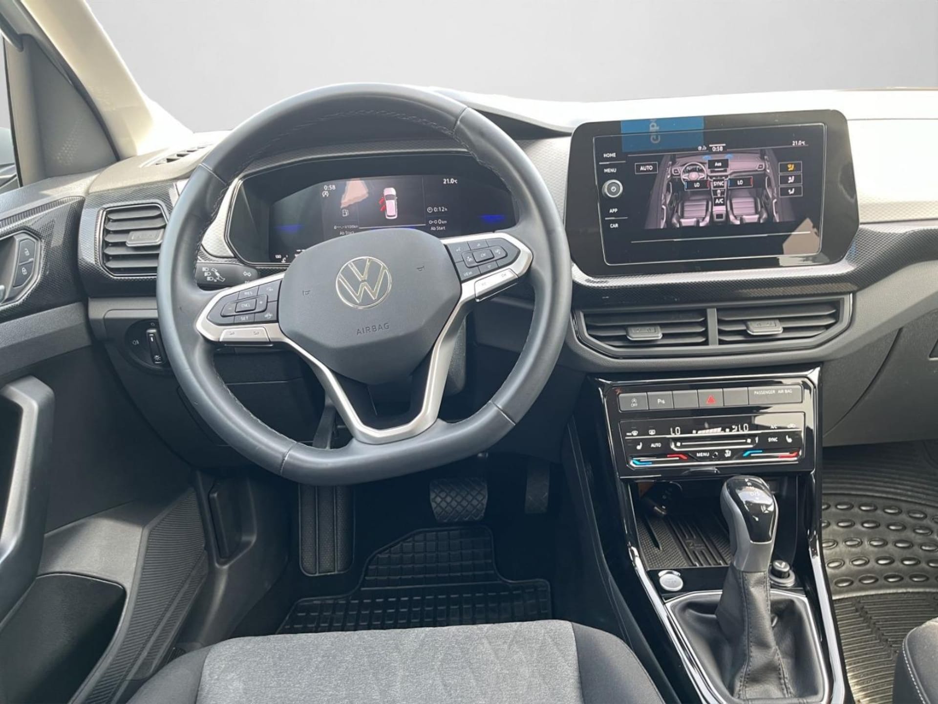 Volkswagen T-Cross Life