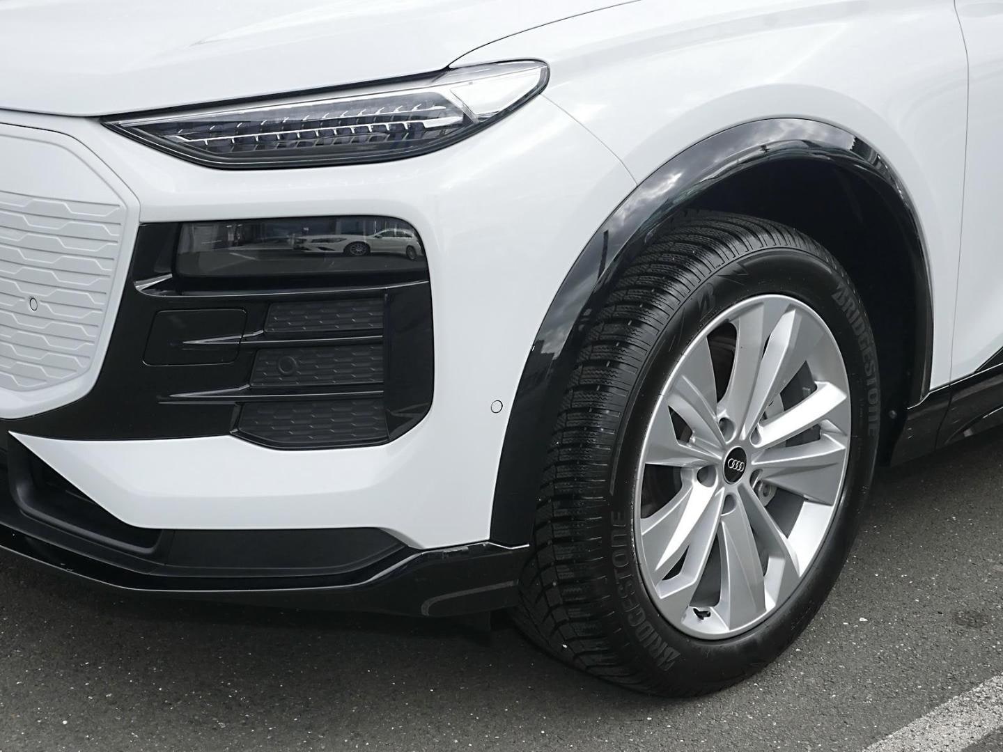 Bild über Audi Q6 Sportback e-tron e-tron - für weitere Informationen kontaktieren Sie den Audi Partner