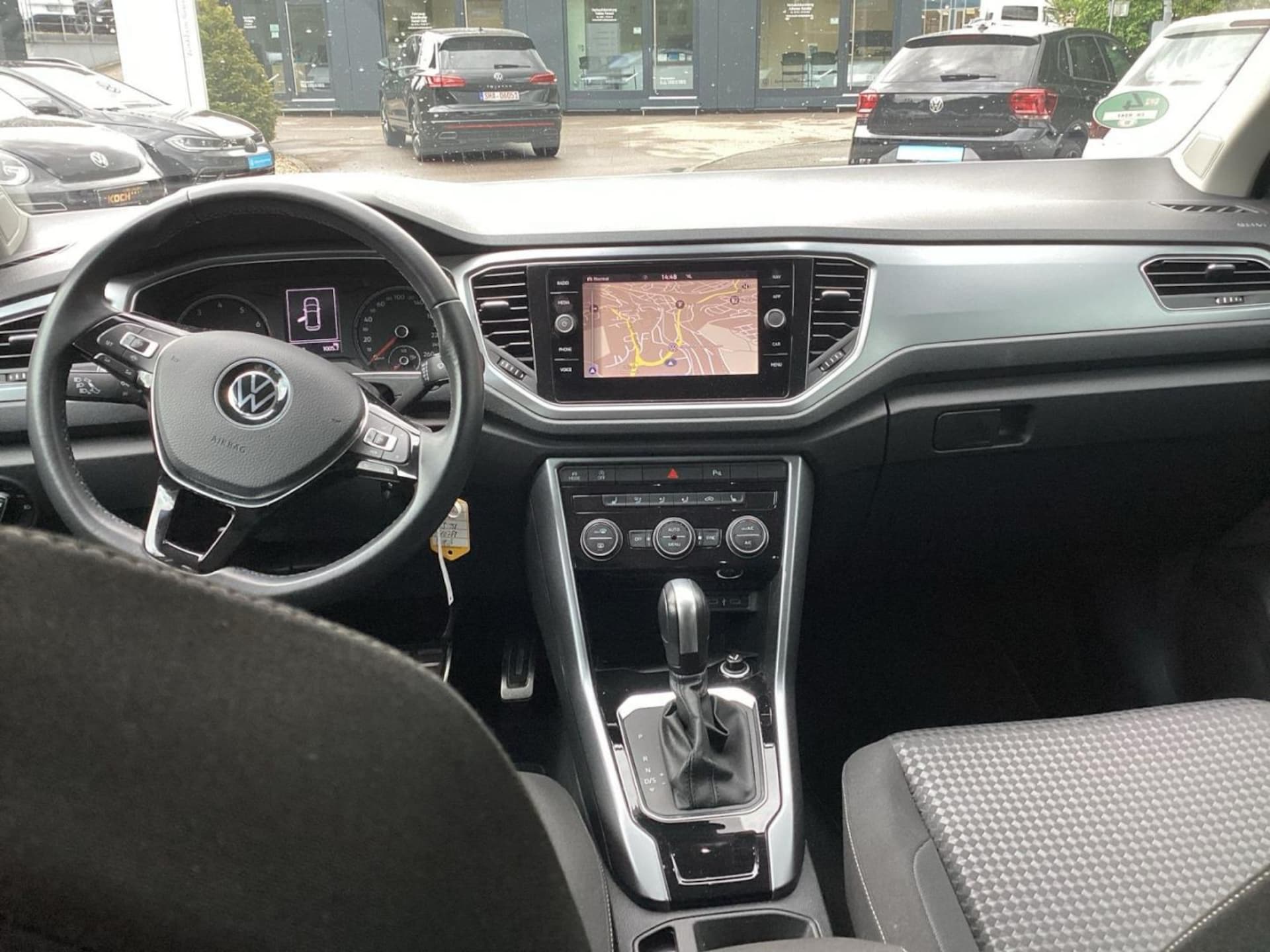 Volkswagen T-Roc Active