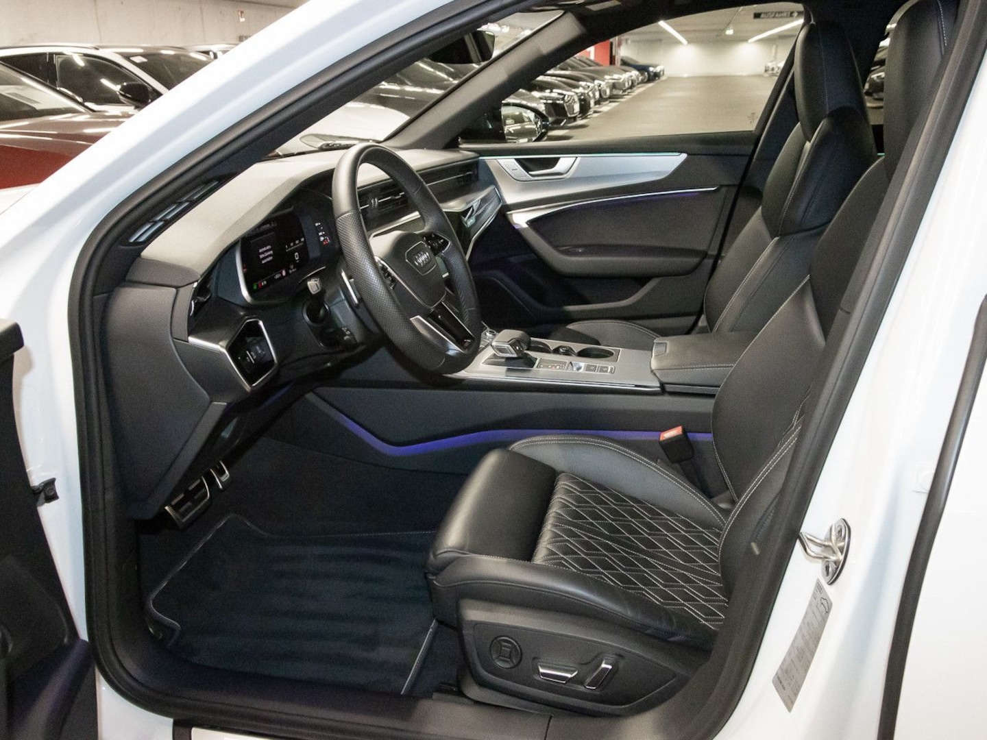 Bild über Audi S6 Avant TDI quattro tiptronic - für weitere Informationen kontaktieren Sie den Audi Partner