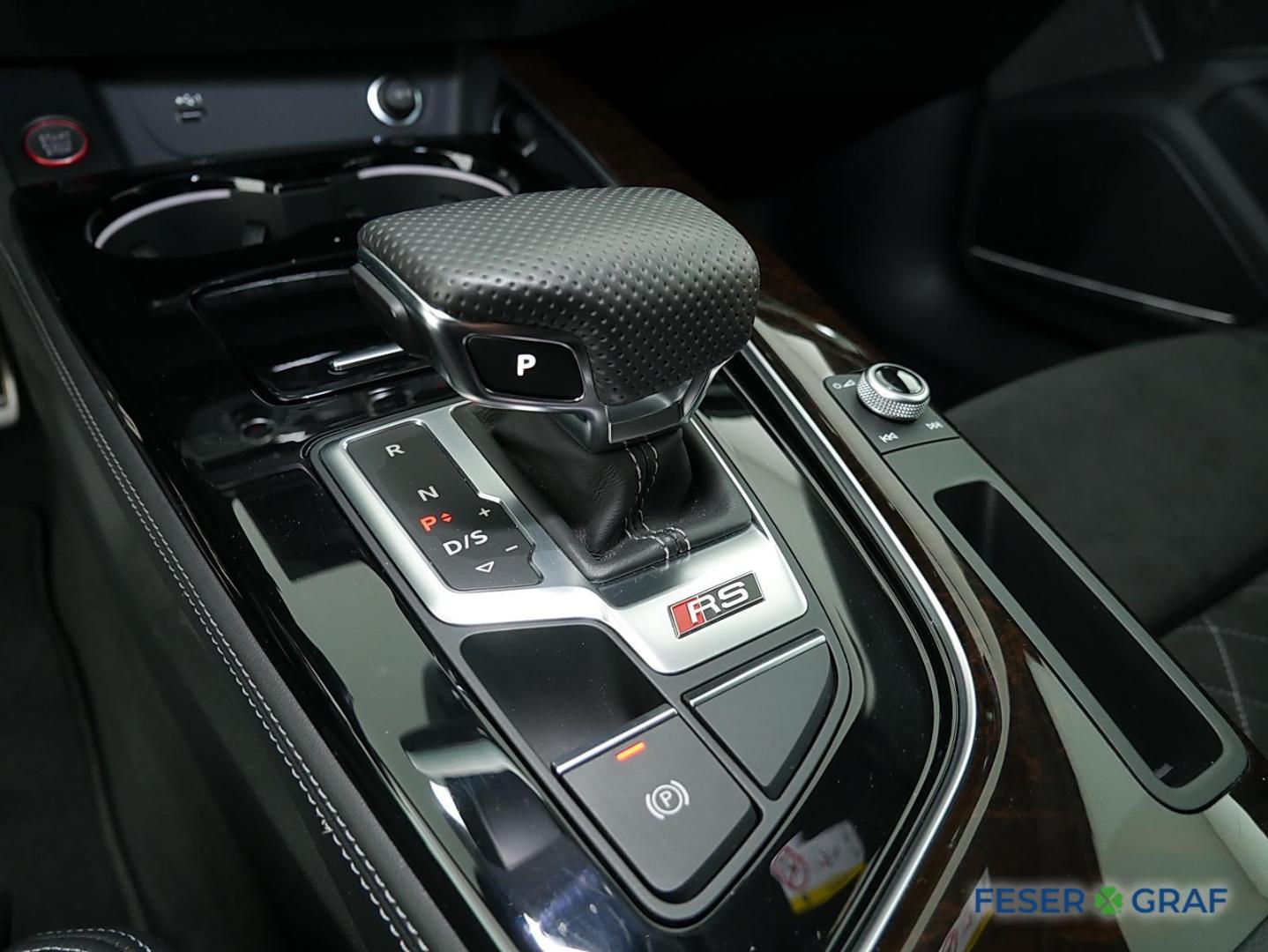 Image about Audi RS 4 Avant RS 4 Avant 331(450) kW(PS) tiptronic