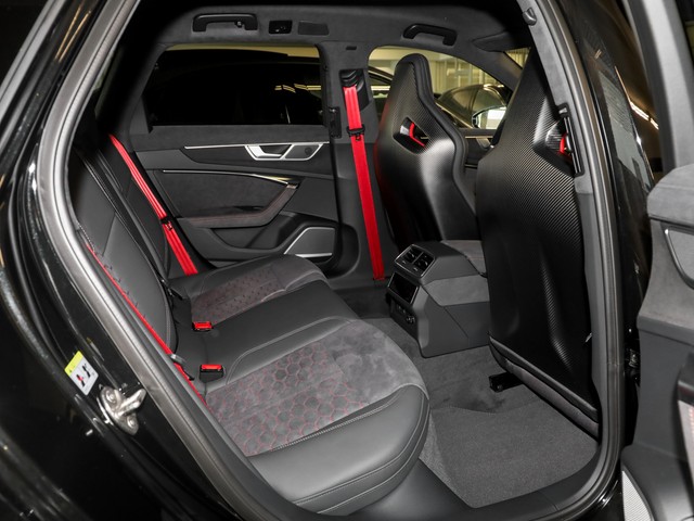 Image about Audi RS 6 Avant performance quattro tiptronic